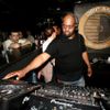 FRANKIE KNUCKLES - live @ RED ZONE, Perugia - 06.01.02 CD1