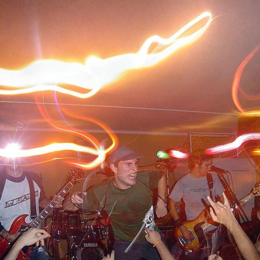 Imagem de capa para Bandas de cá: Especial twenty inch burial