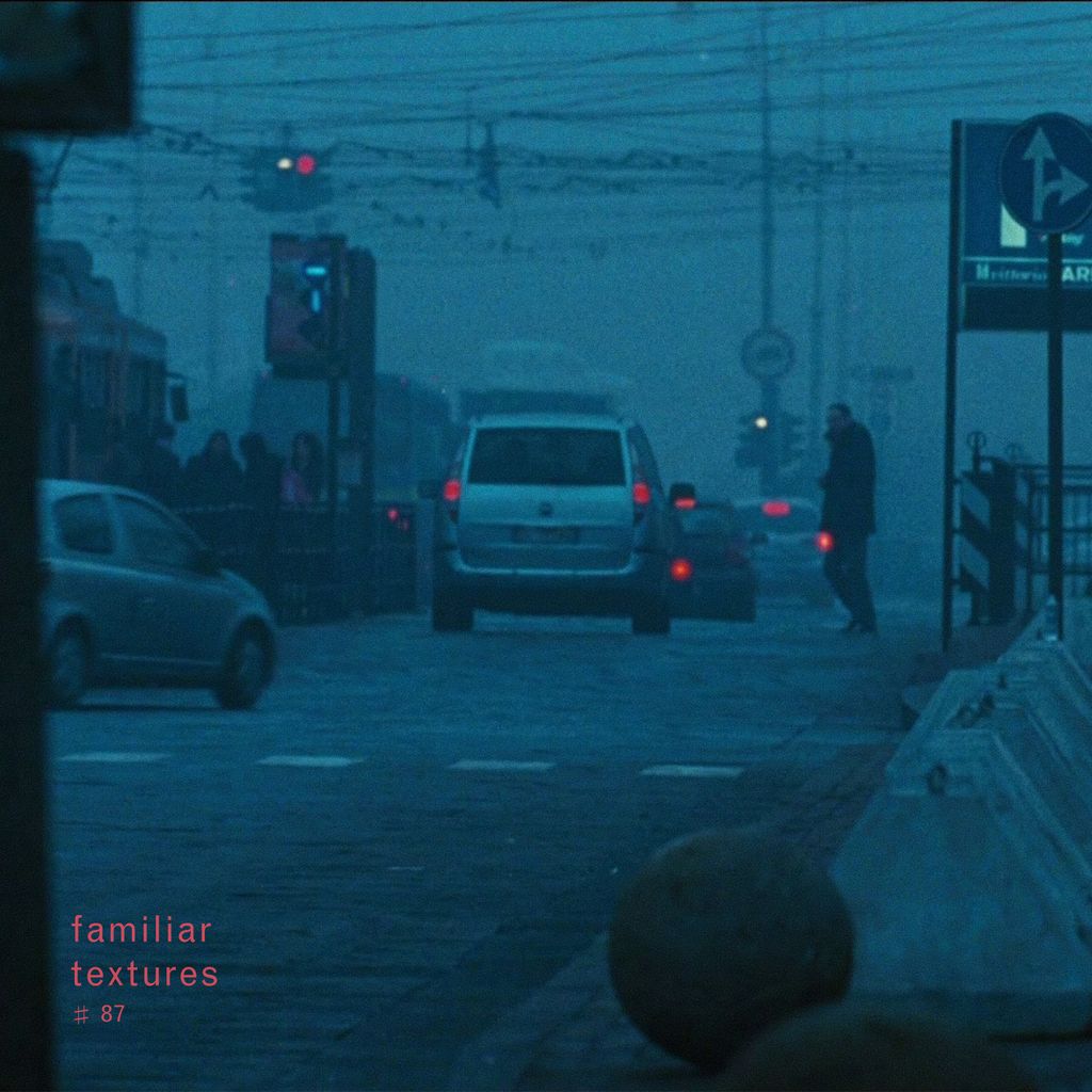 Imagem de capa para Familiar Textures