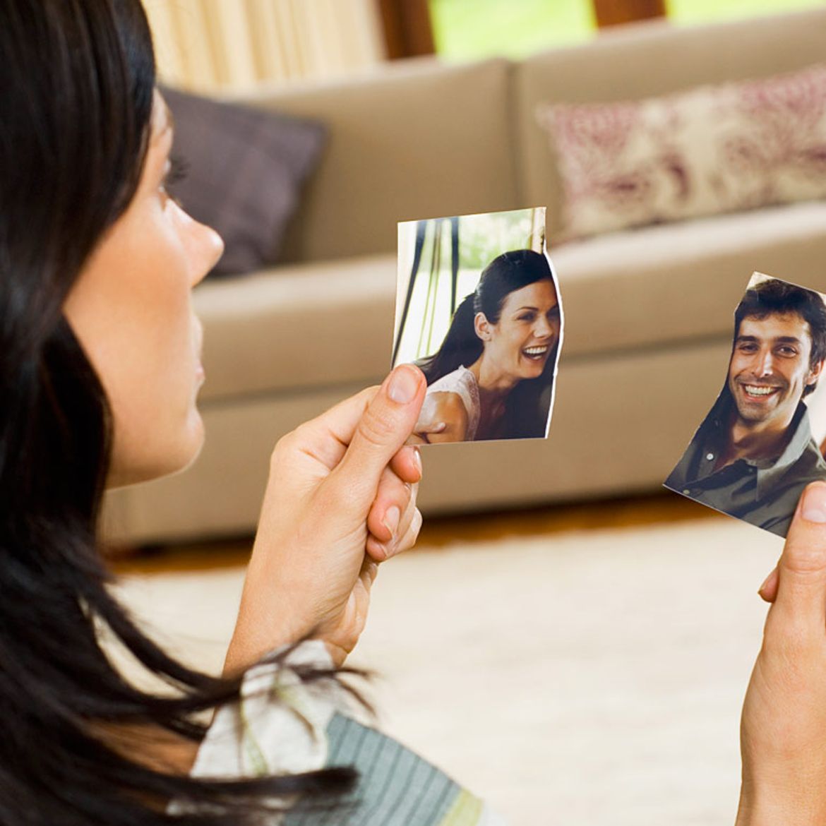 Грустные картинки. Женщина изменяет. Ссора влюбленных. Ссора любовь. Мужчина и женщина расстаютс.