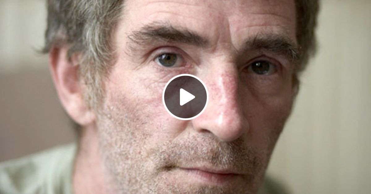 Стив эветс. Стив эветс brassic. Стив эветс. Стив эветс brassic. Steve evets brassic.