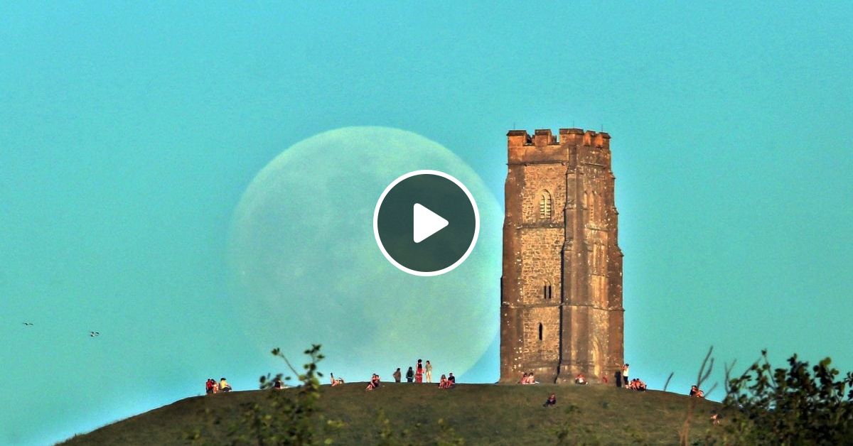 GFM The Drive Thru With STEVE LEE 11th December Full MOON Special With