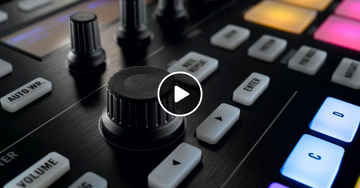 Native instruments Maschine 2. Native instruments Maschine mk1. Сэмплирование.