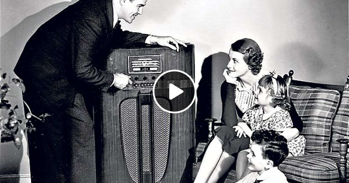 Mahlon loomis. чудо радио. молодежь с наушниками. They were listening to the radio. They were listening to the radio.