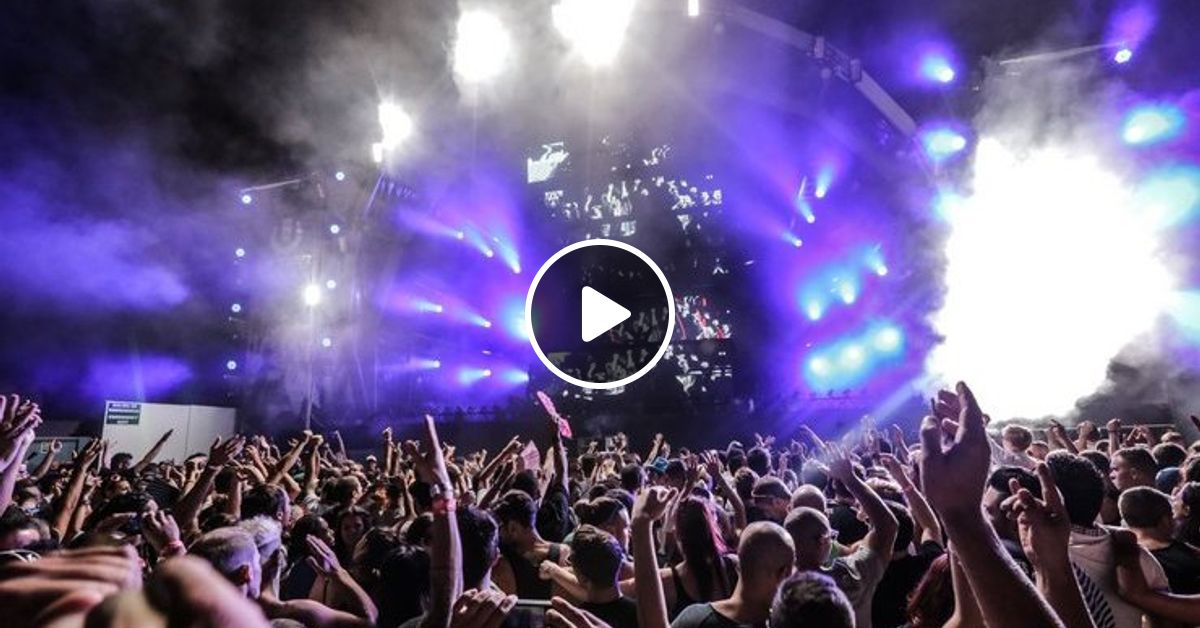 Ibiza Opening Party 2007. Europe but Epic.