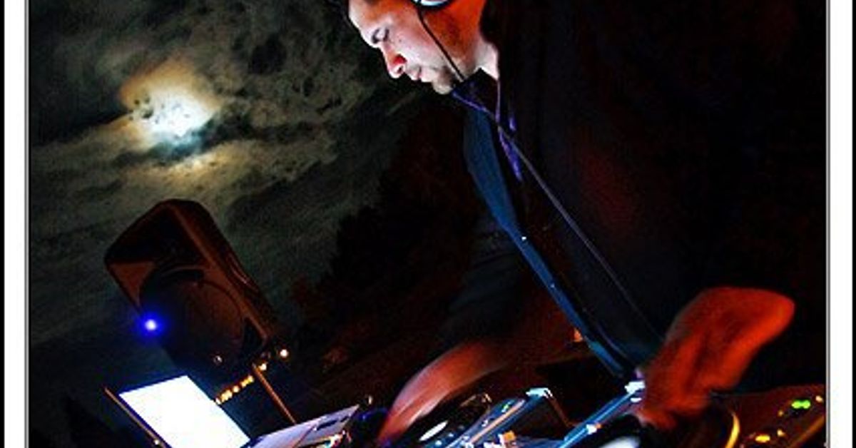 DJ YANNI's Shows Mixcloud
