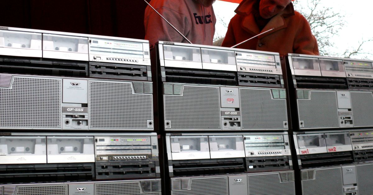 The Boombox Experiment's Stream Mixcloud