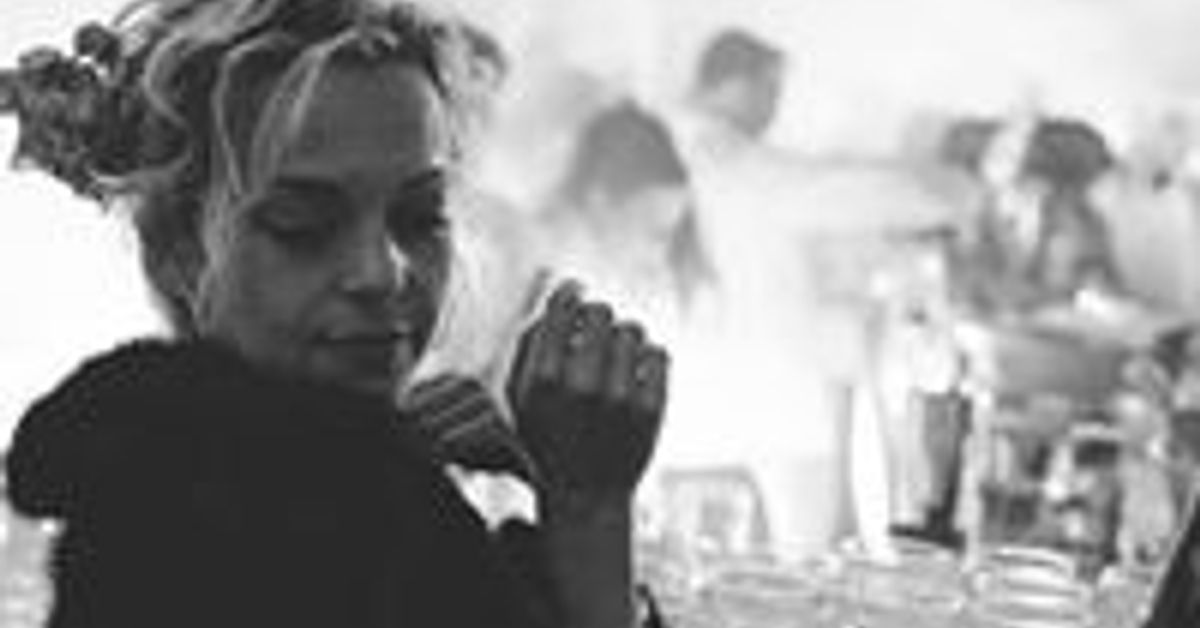 Kay Curram's Reposts Mixcloud