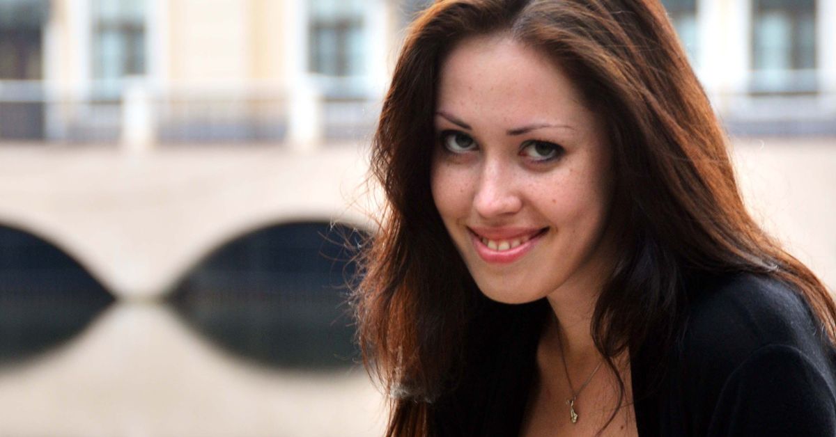 Джанита оганисян. Лиловая jah khalib лиловая. Лиловая jah khalib клип. Санданов оганисян. Milya песни.