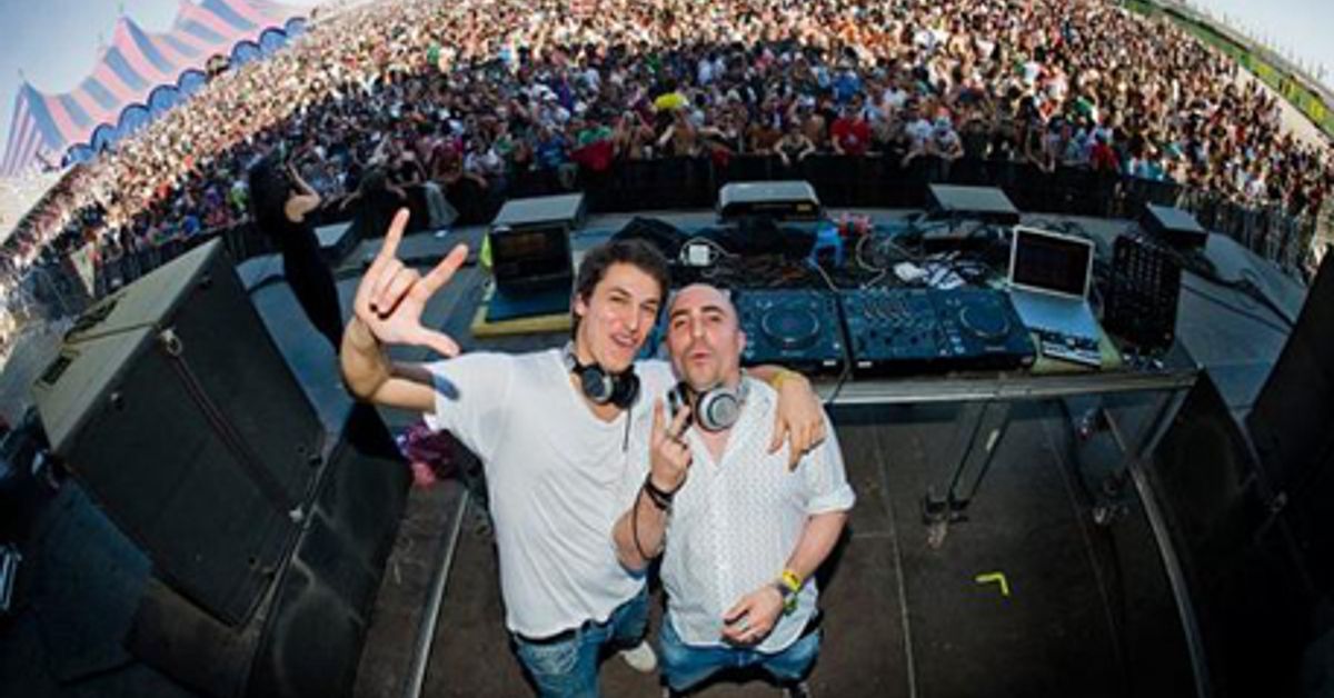 S go mix. R3hab x Laidback Luke - weekend on a Tuesday. Баба диджей на Бали. R3hab Afrojack. R3hab нидерландский диджей Tattoo