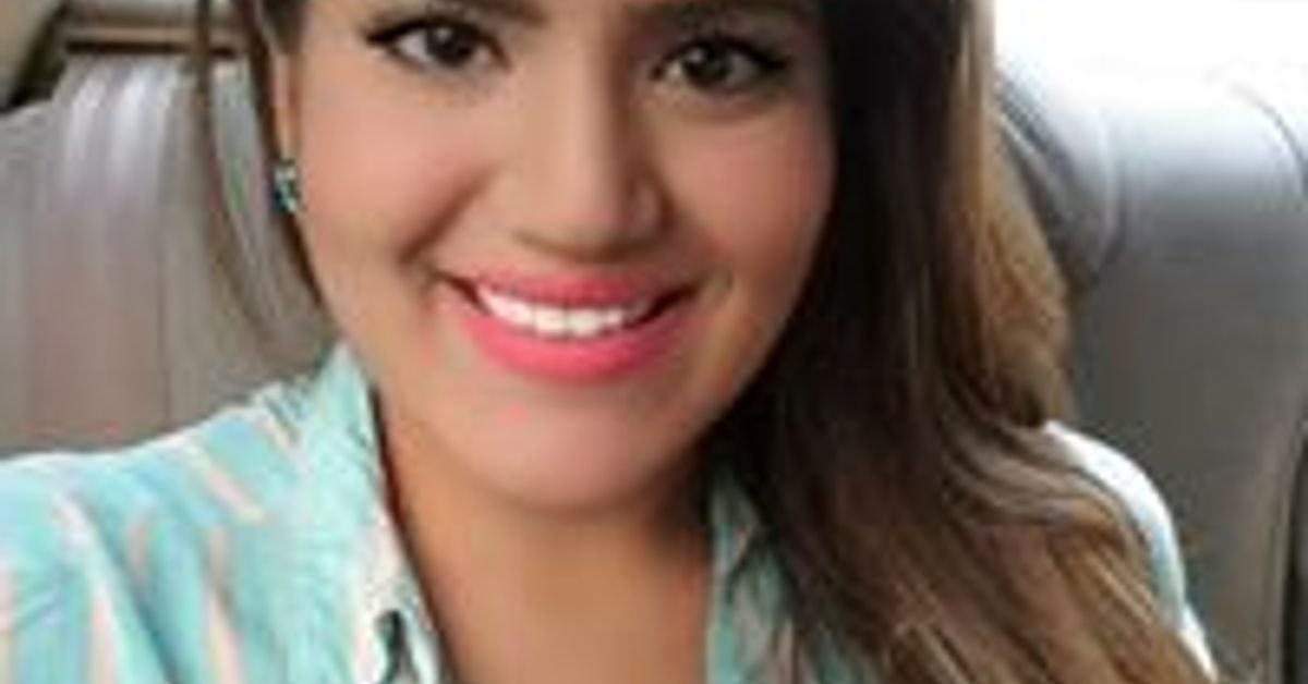 Vanessa Robles Silva's History Mixcloud