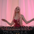 Bella Kri - Live / Melodic Techno & Progressive House mix 2023