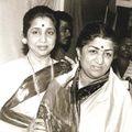 Lata Mangeshkar and Asha Bhosle on the Same Stage - Radio Zindagi broadcast