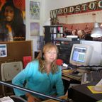 The Radio Kiosk with Kate - Music and Commentary - 9/1/2022