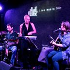 Caro Dimario 24: MéNAGE à TROIS LIVE