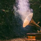 The Heart Goes Boom with Alex Green - Show 59 - Thursday 7th April 2017