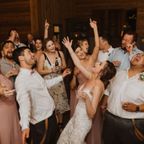 Krista & Matt's Playlist - DJ Alan Last 30 min of the night