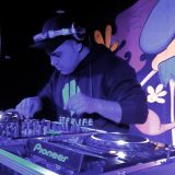 Axe-n-Mac UKG Oldskool Back to Ya Roots