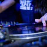 WeeDesS ft. Dj Soundwave - Switch_mix