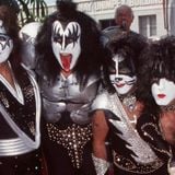 Hit Celebrate - 27 aprilie - Pete Frehley