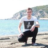 Maximillian On The Dance Floor 4/12/2012 www.soul-radio.com