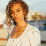Mix exclu par Izzy Bizu