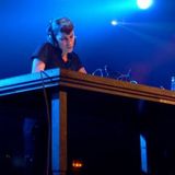Session electro dec´12 by Distortiongirl