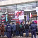 150108 Mary Wagner - pikieta przed ambasada kanadyjska