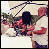 DJ Vincent Vilouca - Live set @OMEO and Friendz part two including vocals Stay With Me (Sam Smith)