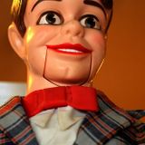 Klankschap XX - A ventriloquist with nothing nice to say about klankschap