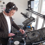 James Mulry has Dinner with Lloyd @ The Lot Radio 07 March 2016