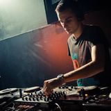 Dee No - Short 3-Five Mix