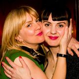 Instant Sisters