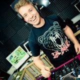 Switched Up Sunday with Cabreeni 06/03/16