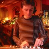 DJ.Paddington_Live@Tapys.Rouge.(Lille.FRANCE.2003)