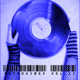 Retrovibes Vol. II by Mikel García. New tunes ye olde style. Live set at Es portet beach Ibiza July