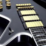 Δυο ωρες ROCK μουσικη με τον Πανο Κρεουζη.... Τεταρτη 1 Απρ 2015