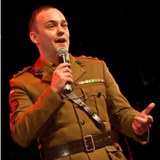 Vintage vocalist Pete Wayre