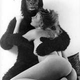 HEY MAMA - YOU WANNA TEACH ME HOW TO MONKEY ???