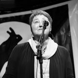 RB31: Internet Connections - Lorraine Thompson