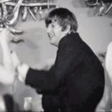 DJ Samba apresenta Dancing Beatles