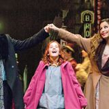 06.02.14 - Οι μικρές πρωταγωνίστριες του “Annie” στο ραδιόφωνο του iFeelKid