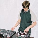 Sunday Bug#5 (DJ Senis)