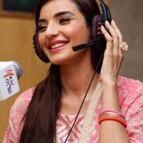 SADIA KHAN EXCLUSIVE INTERVIEW BY DR EJAZ WARIS ON MAST FM 103