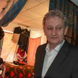 Mayor Van der Laan joined the party of We Are Here, last Sunday 30-3 in the Vluchtgarage.