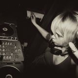 Public ∏ / 082 / Tijana