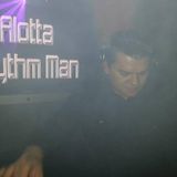 alottarhythmman in the mix for the sound clash show @ Monster FM 106.1