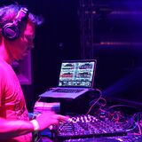 Pete Tong (Avicii & Friends) - Essential Selection (BBC Radio1) - 2013.09.13