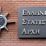 O πρόεδρος των εργαζομένων στην ΕΛΣΤΑΤ, Νίκος Κλουβάτος συνέντευξη στην ertopen 23/7/15