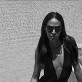 Smooth Sailing: Sunny Skies & Soulful Sounds